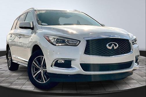 2017 INFINITI QX60 Base