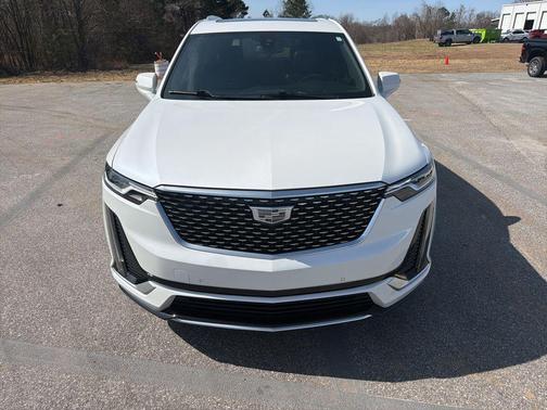 2023 Cadillac XT6 Luxury AWD