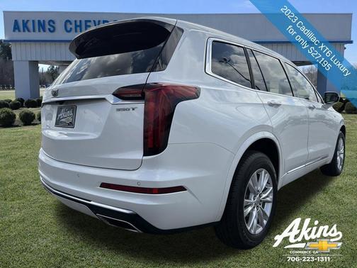 Crystal White Tricoat 2023 Cadillac XT6 Luxury AWD