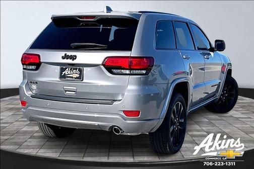 2021 Jeep Grand Cherokee Laredo