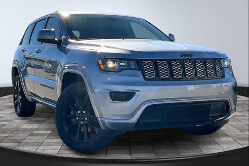 2021 Jeep Grand Cherokee Laredo