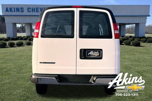 Summit White 2025 Chevrolet Express 3500 RWD 3500 Extended Wheelbase WT