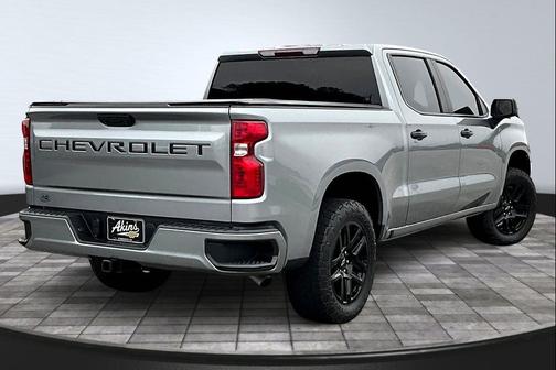 2024 Chevrolet Silverado 1500 Custom