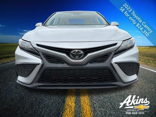 2023 Toyota Camry SE