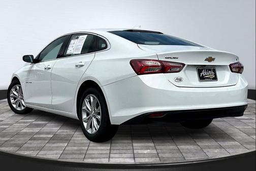 2021 Chevrolet Malibu FWD LT
