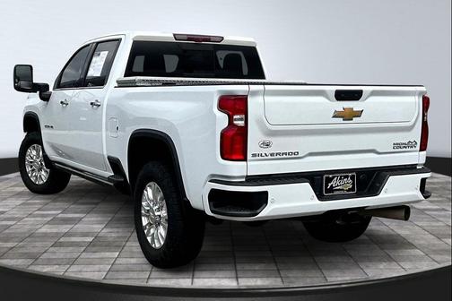 2022 Chevrolet Silverado 2500 High Country