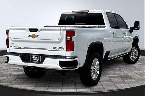 2022 Chevrolet Silverado 2500 High Country