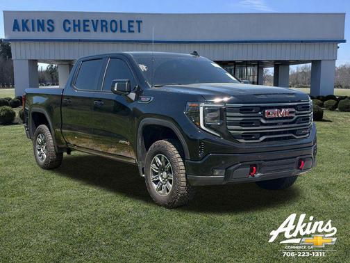 Onyx Black 2025 GMC Sierra 1500 AT4