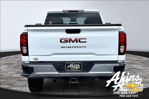 2024 GMC Sierra 2500 Pro