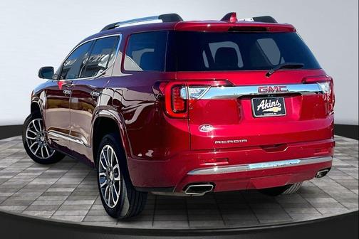 2020 GMC Acadia Denali