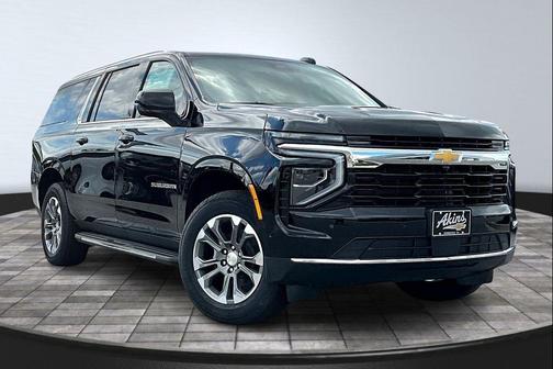 2025 Chevrolet Suburban LS