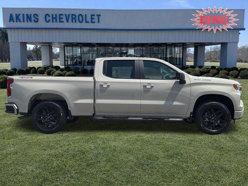 White Sands 2026 Chevrolet Silverado 1500 RST