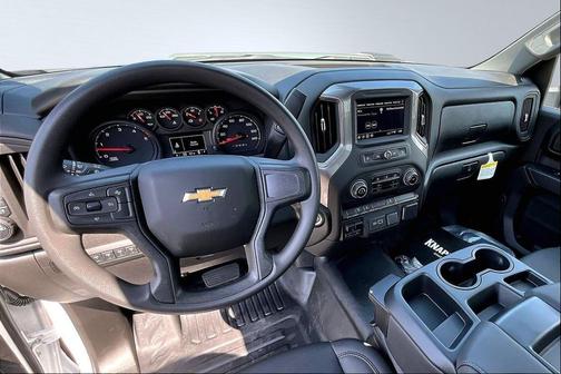2025 Chevrolet Silverado 3500 WT