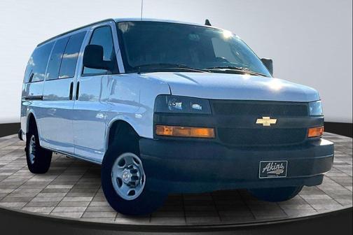 2023 Chevrolet Express 3500 RWD 3500 Regular Wheelbase LS