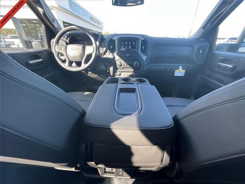 2025 Chevrolet Silverado 3500 WT