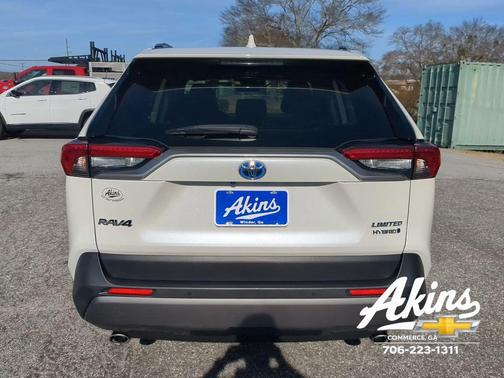 2020 Toyota RAV4 Hybrid SE