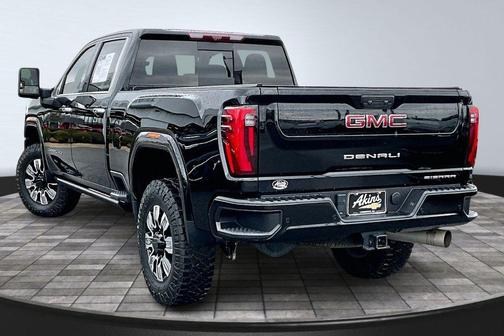 2024 GMC Sierra 2500 Denali