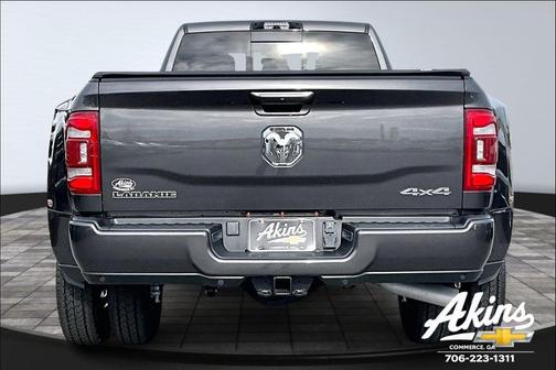 2024 RAM 3500 Laramie Crew Cab 4x4 8' Box