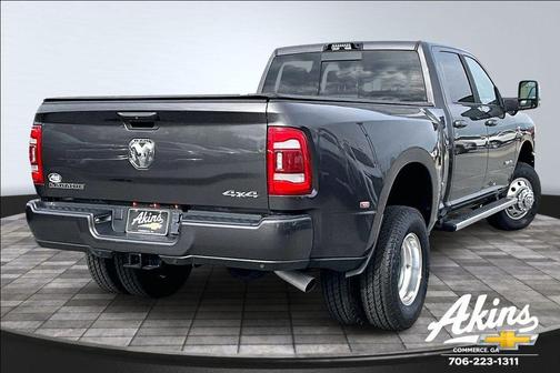 2024 RAM 3500 Laramie Crew Cab 4x4 8' Box