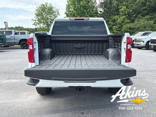Summit White 2026 Chevrolet Silverado 1500 RST