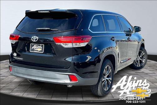 2018 Toyota Highlander LE