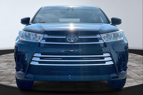 2018 Toyota Highlander LE