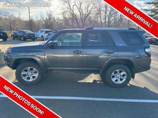 2023 Toyota 4Runner SR5