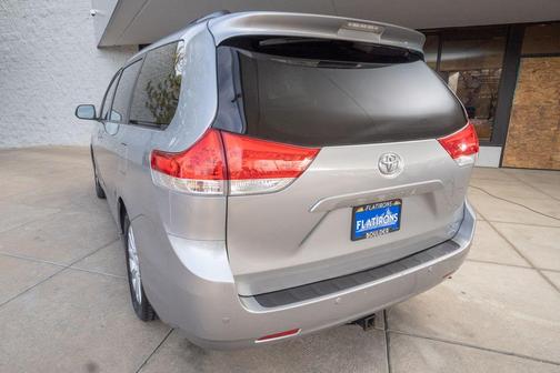 2014 Toyota Sienna 