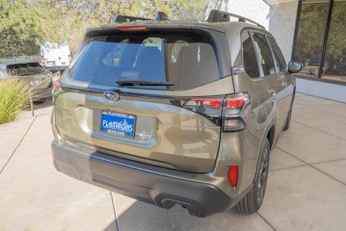 2025 Subaru Forester Premium