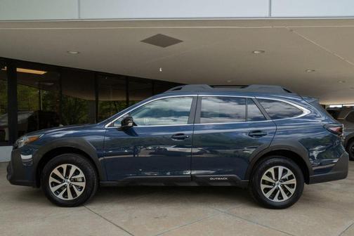 Cosmic Blue Pearl 2025 Subaru Outback Premium