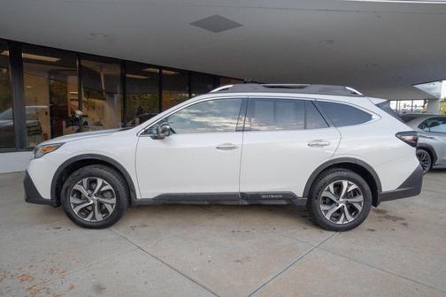 2022 Subaru Outback Touring XT
