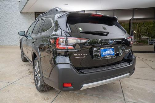 2025 Subaru Outback Touring