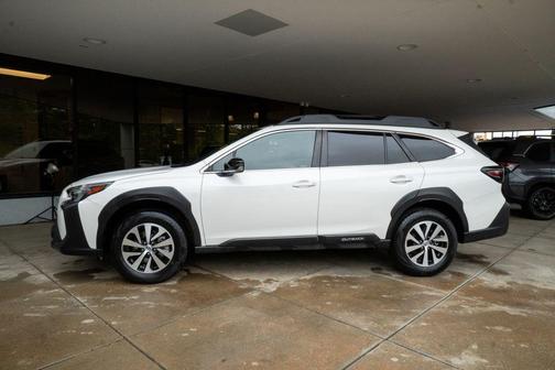 Crystal White Pearl 2024 Subaru Outback Premium