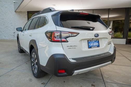 2025 Subaru Outback Touring XT