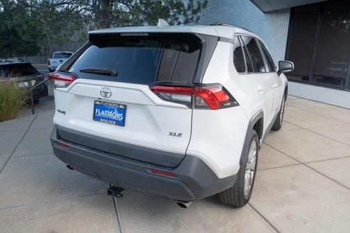 2020 Toyota RAV4 XLE Premium