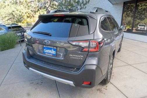 2025 Subaru Outback Touring XT