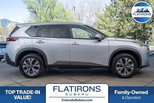 2022 Nissan Rogue SV