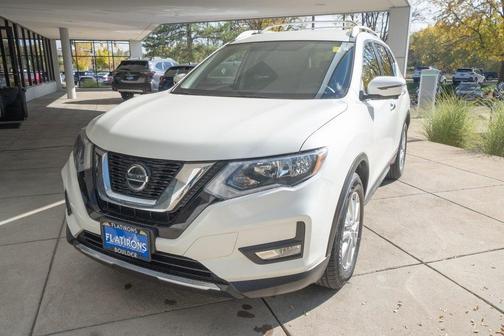 2018 Nissan Rogue SV