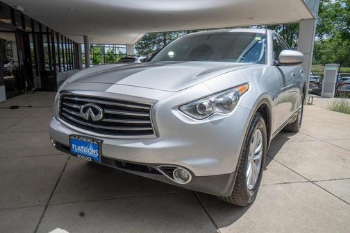 2016 INFINITI QX70 Base