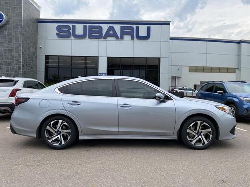 2022 Subaru Legacy Limited XT