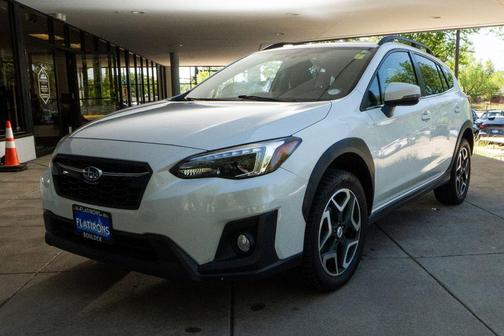 Crystal White Pearl 2018 Subaru Crosstrek 2.0i Limited