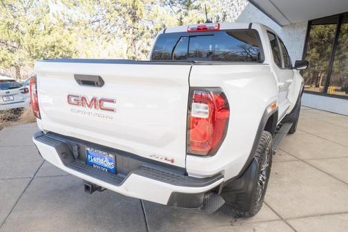 2023 GMC Canyon AT4