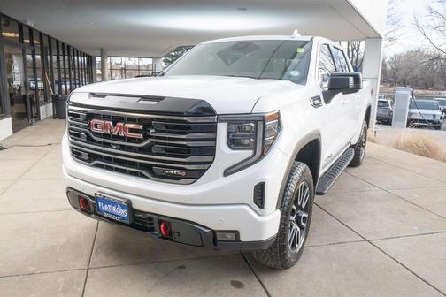 2025 GMC Sierra 1500 AT4