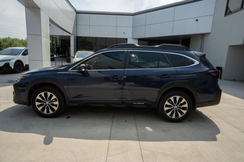 Cosmic Blue Pearl 2024 Subaru Outback Limited