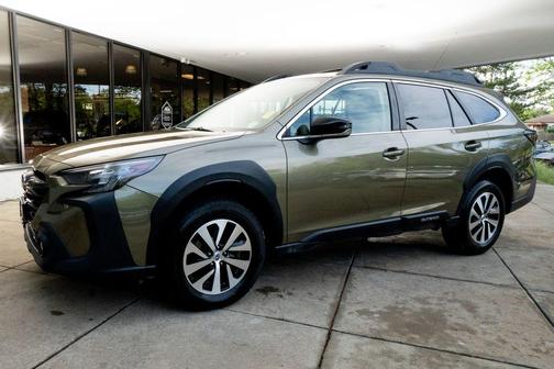 Autumn Green Metallic 2024 Subaru Outback Premium