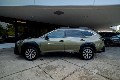 Autumn Green Metallic 2024 Subaru Outback Premium
