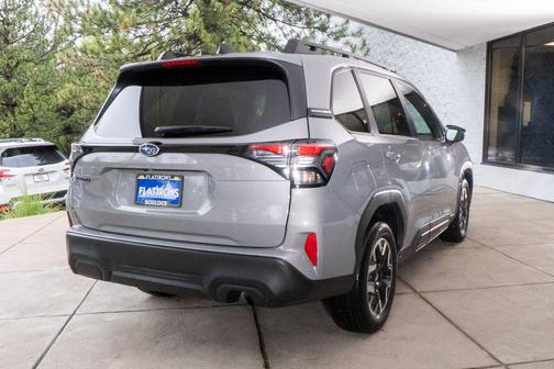 Riverrock Green 2025 Subaru Forester Premium