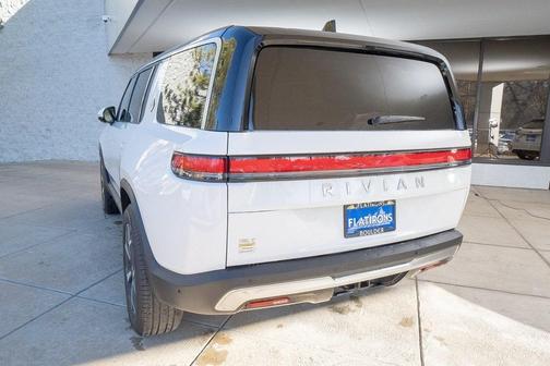 2024 Rivian R1S Adventure Quad Motor Large Pack