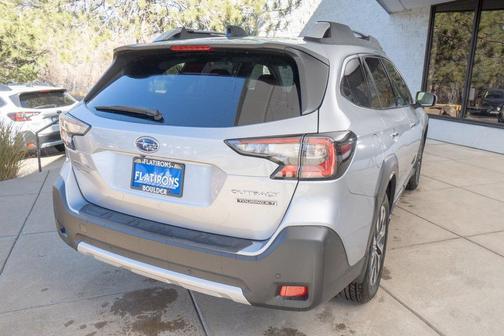 2025 Subaru Outback Touring XT