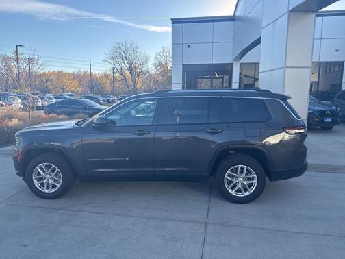 2021 Jeep Grand Cherokee L Laredo